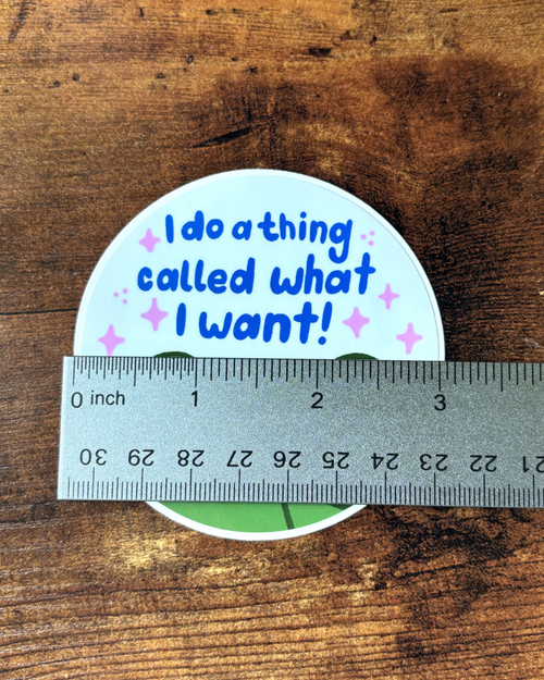 frog vinyl sticker with ruler showing that it's 3 inches