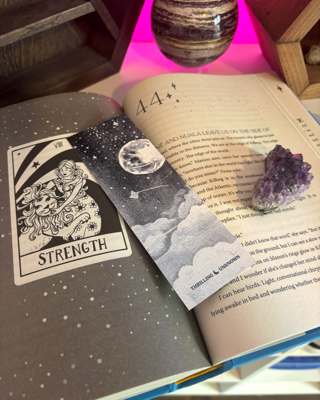Back of bookmark looks the same without the text